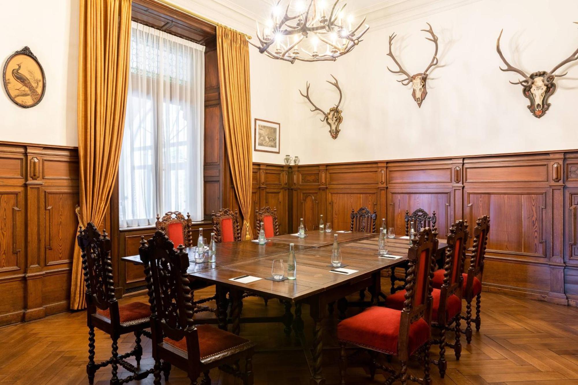Schloss Lieser, Autograph Collection Лизер