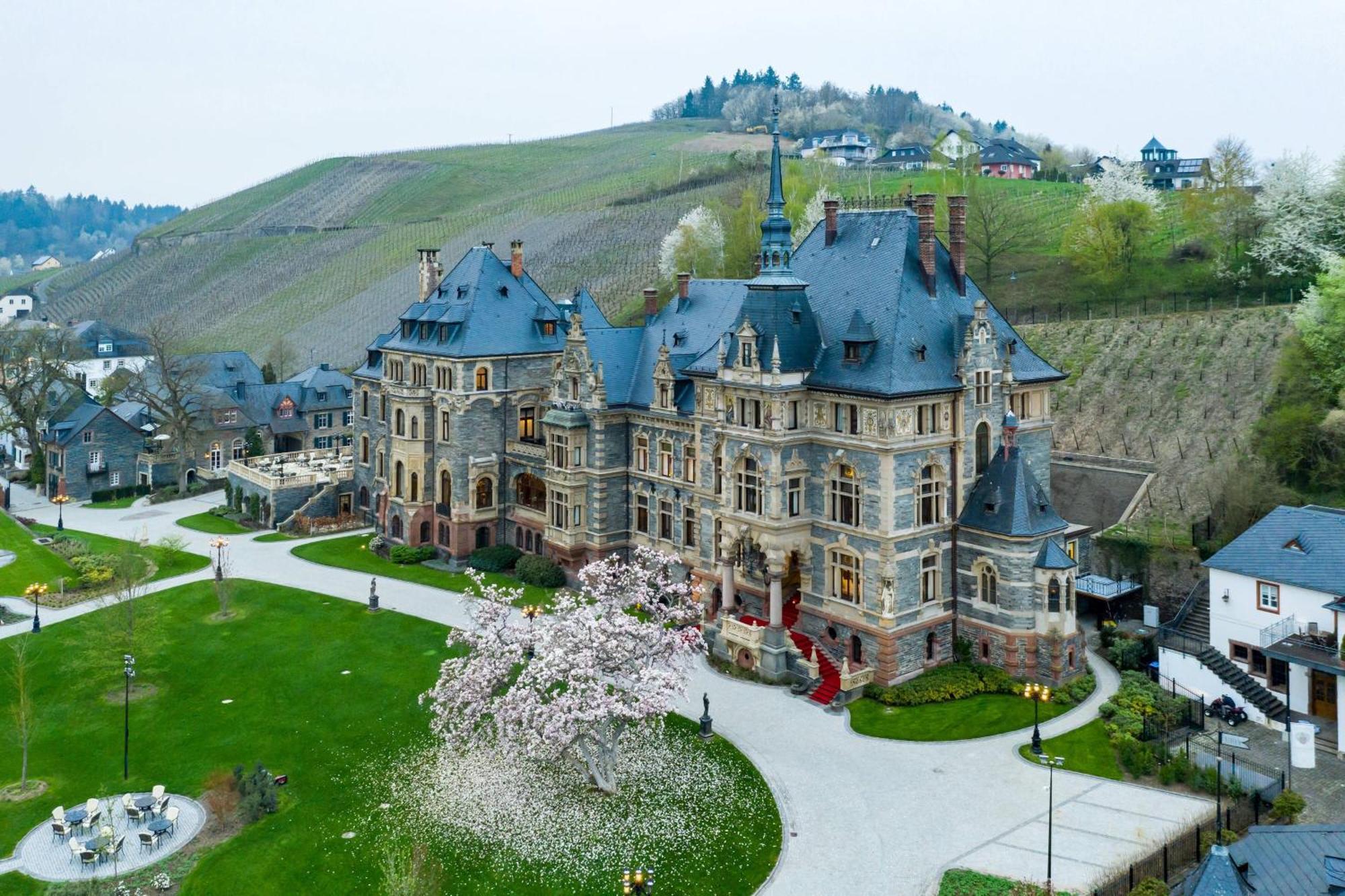 Schloss Lieser, Autograph Collection Отель 5*